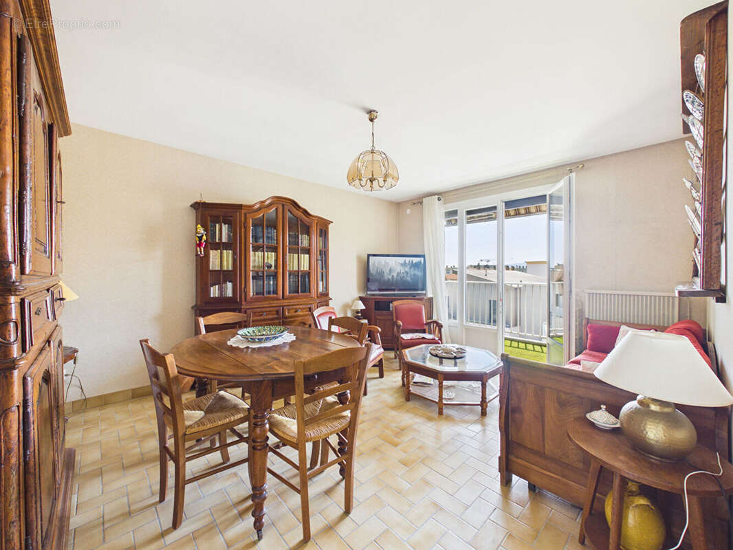 Appartement Valence T2 - 49.5 m2 avec grand balcon et place de parking privative - photo 2