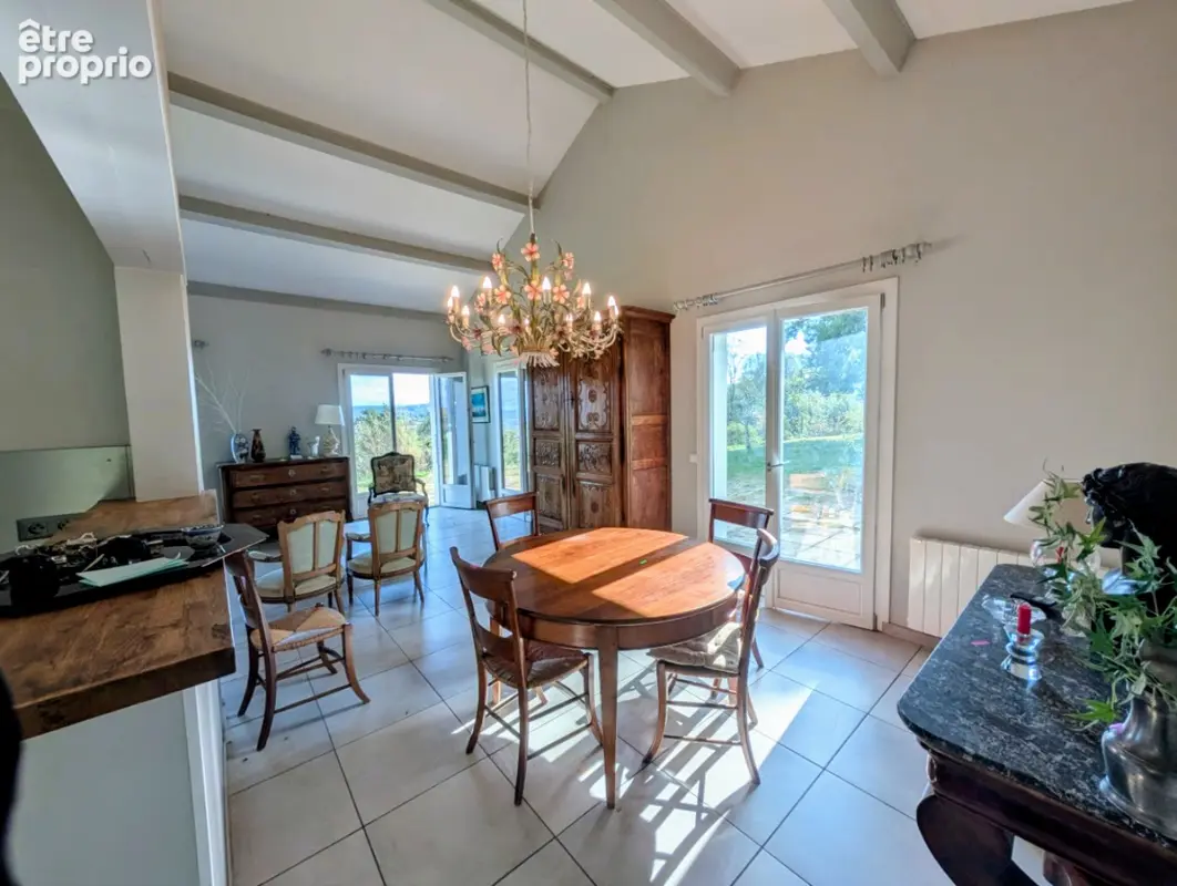 Maison - Jardin  - 6 pièces  -117 m2 - photo 12