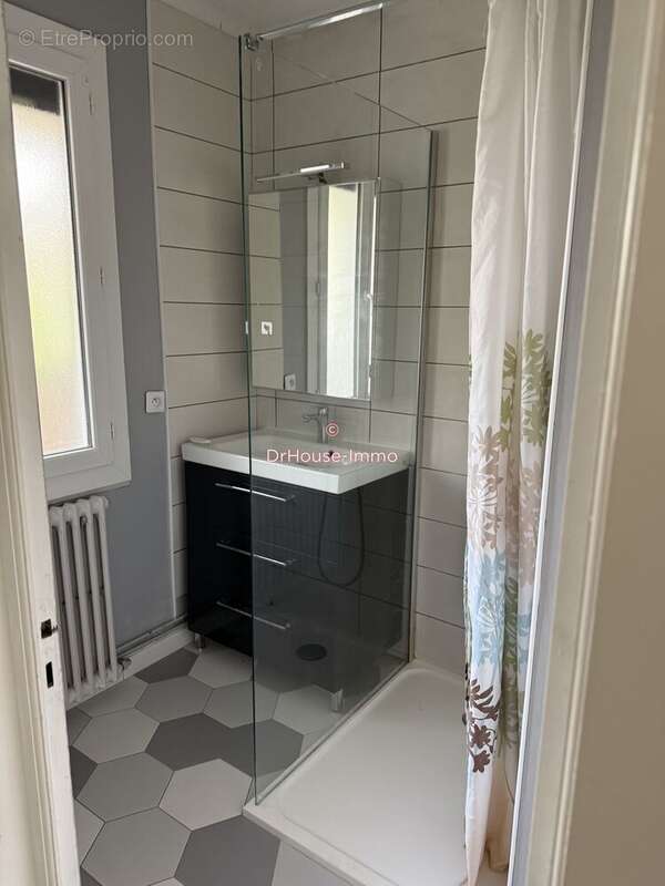 Maison à JAUNAY-CLAN