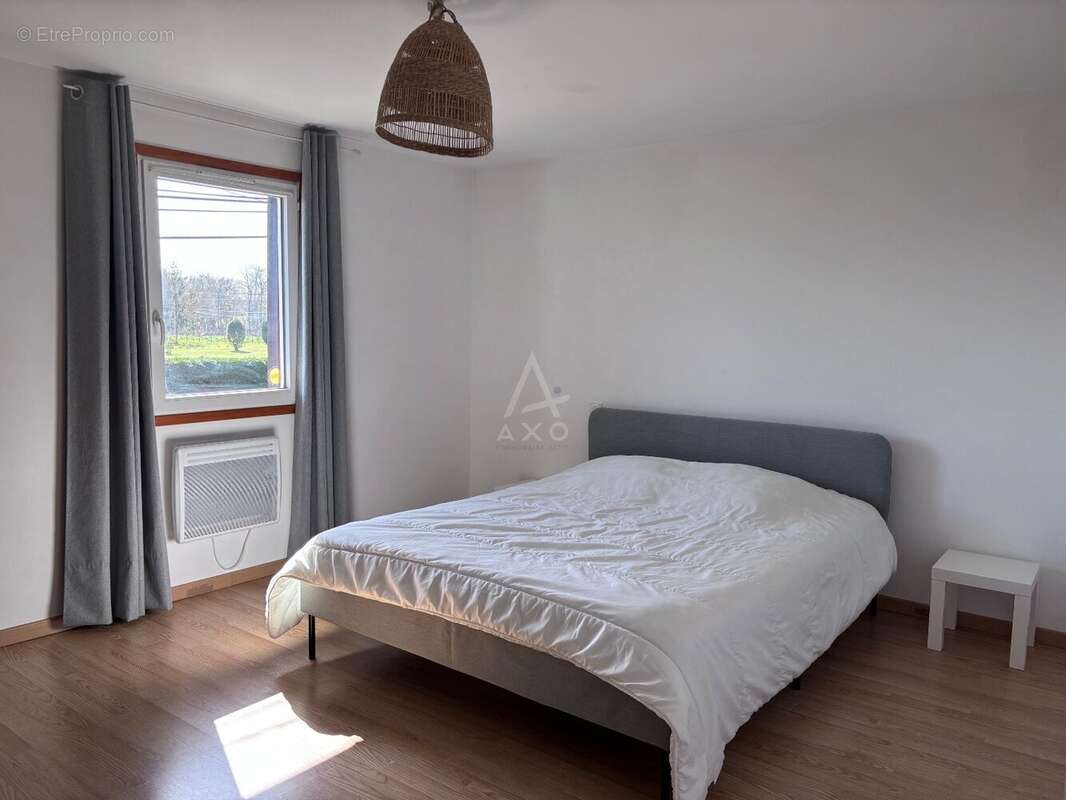 Appartement à SAINT-GEOURS-DE-MAREMNE