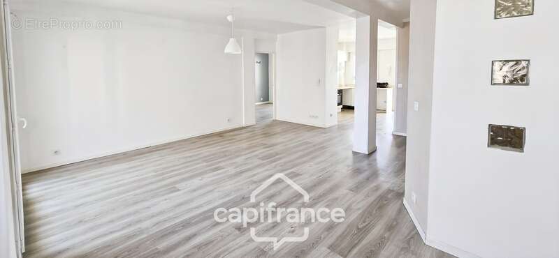 Appartement à vendre 3 pièces TOULON Ouest Pont de Bois(83) - photo 4