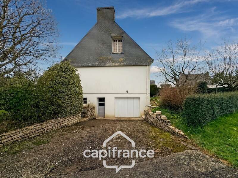 Maison à NAIZIN