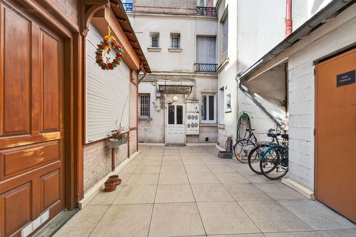 Appartement à PARIS-15E