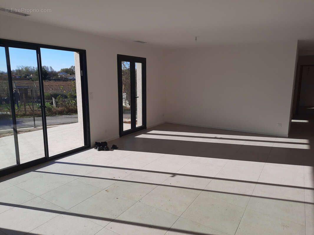 Maison à CUXAC-D&#039;AUDE