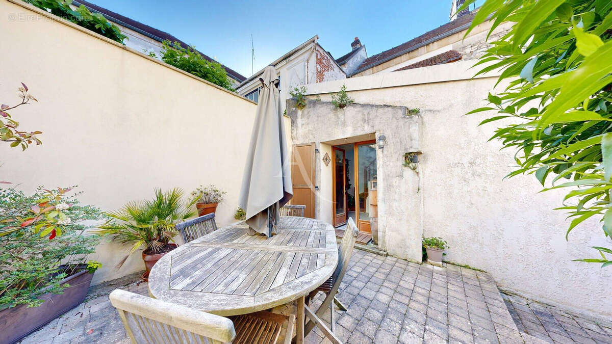 Maison à MARINES