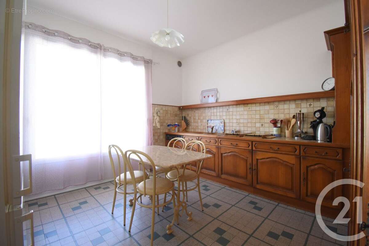 Maison à BELLERIVE-SUR-ALLIER