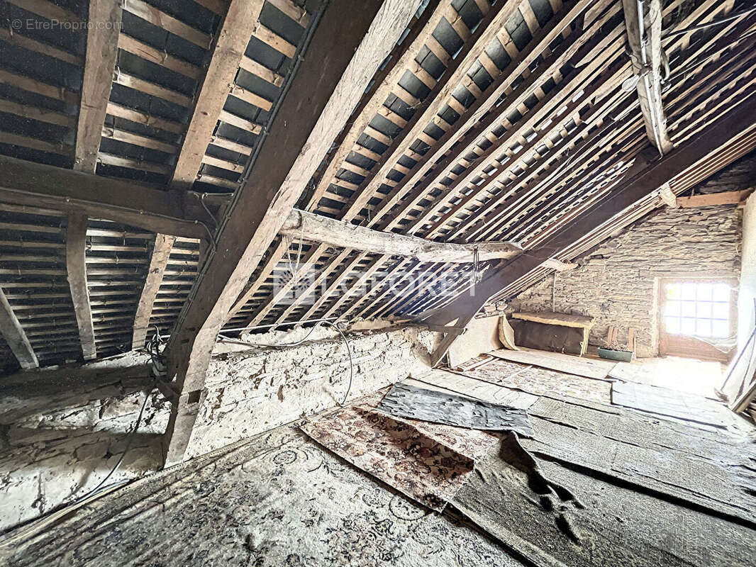 Maison à LA GACILLY