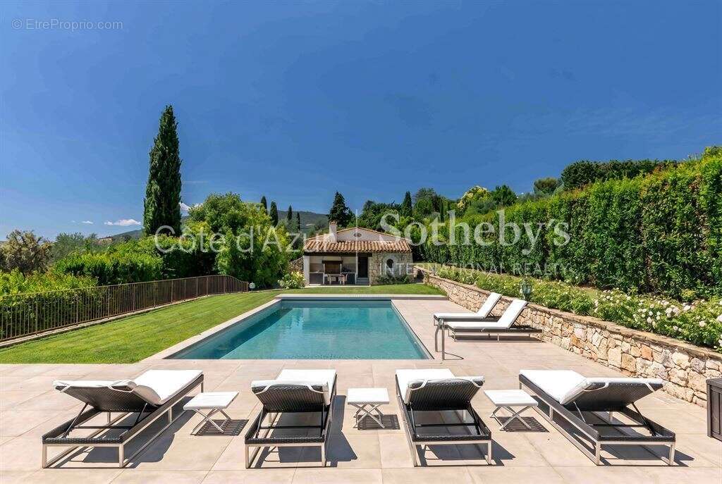 Châteauneuf de Grasse, propriété de caractère vue mer panoramique, maison d'amis - photo 6