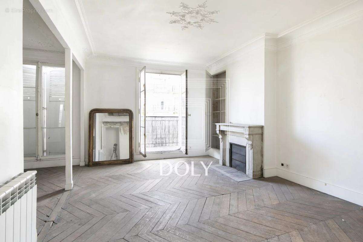 Appartement à PARIS-12E