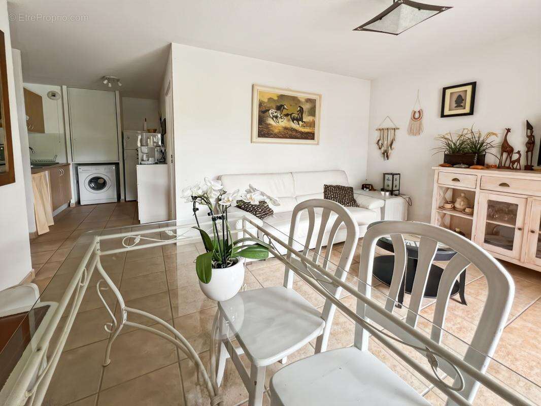 Cambo Les Bains, T2 de 37,02 m² avec parking - photo 2