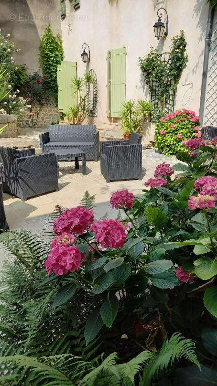 Vente murs et fonds de commerce, Hôtel de charme à Nolay - photo 10