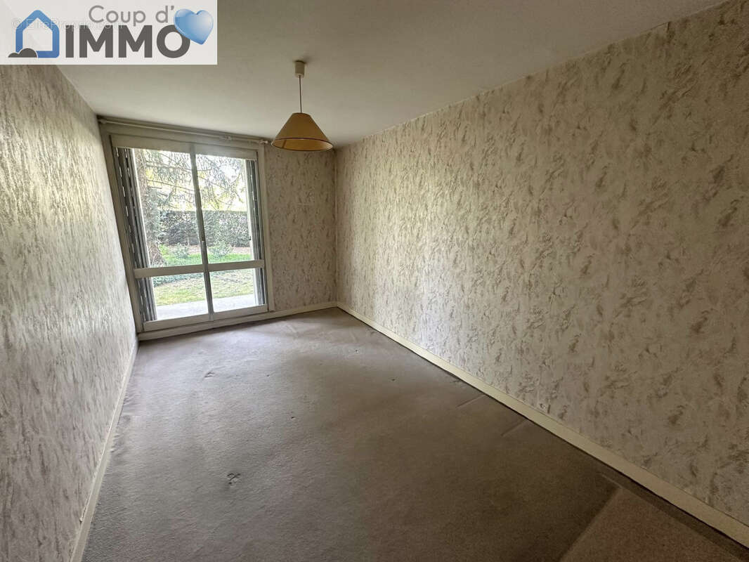 Appartement à SAINT-JULIEN-LES-VILLAS