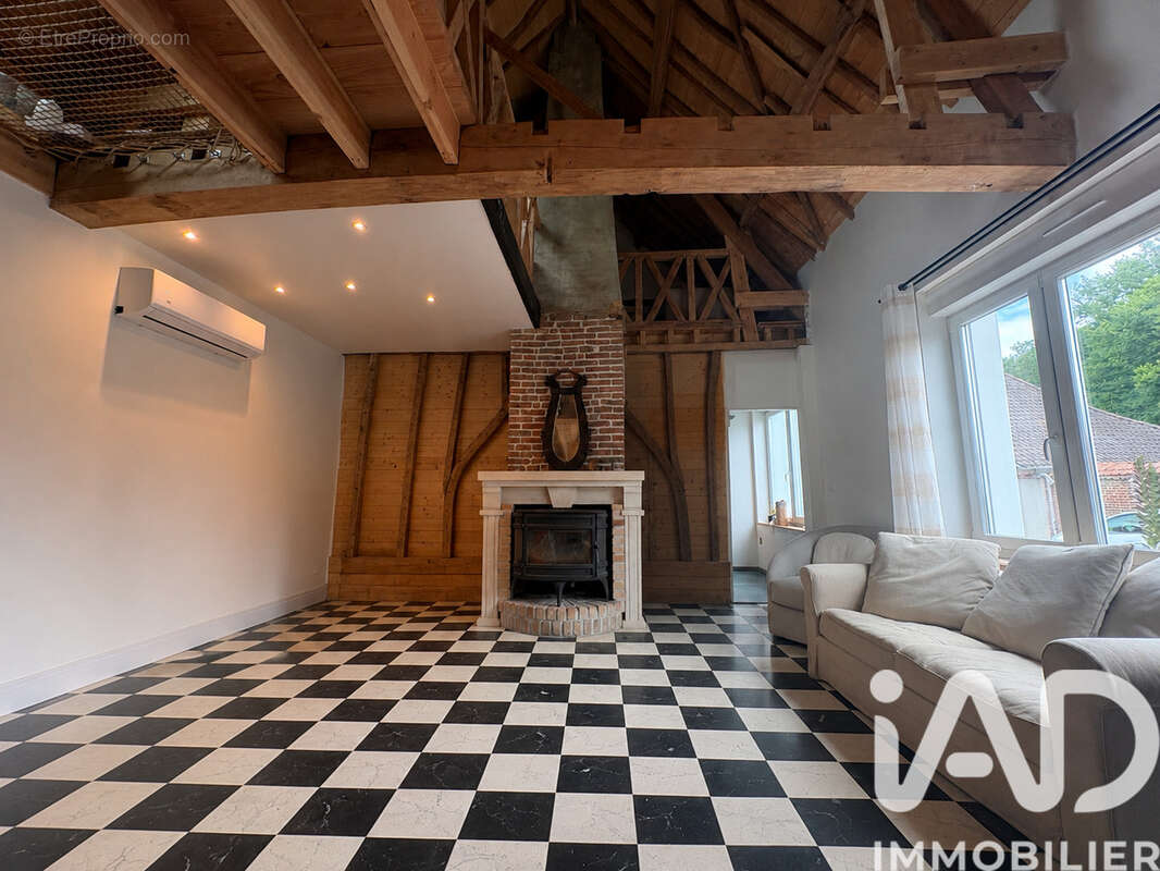 Maison 230 m² à Houvin-Houvigneul  - photo 6