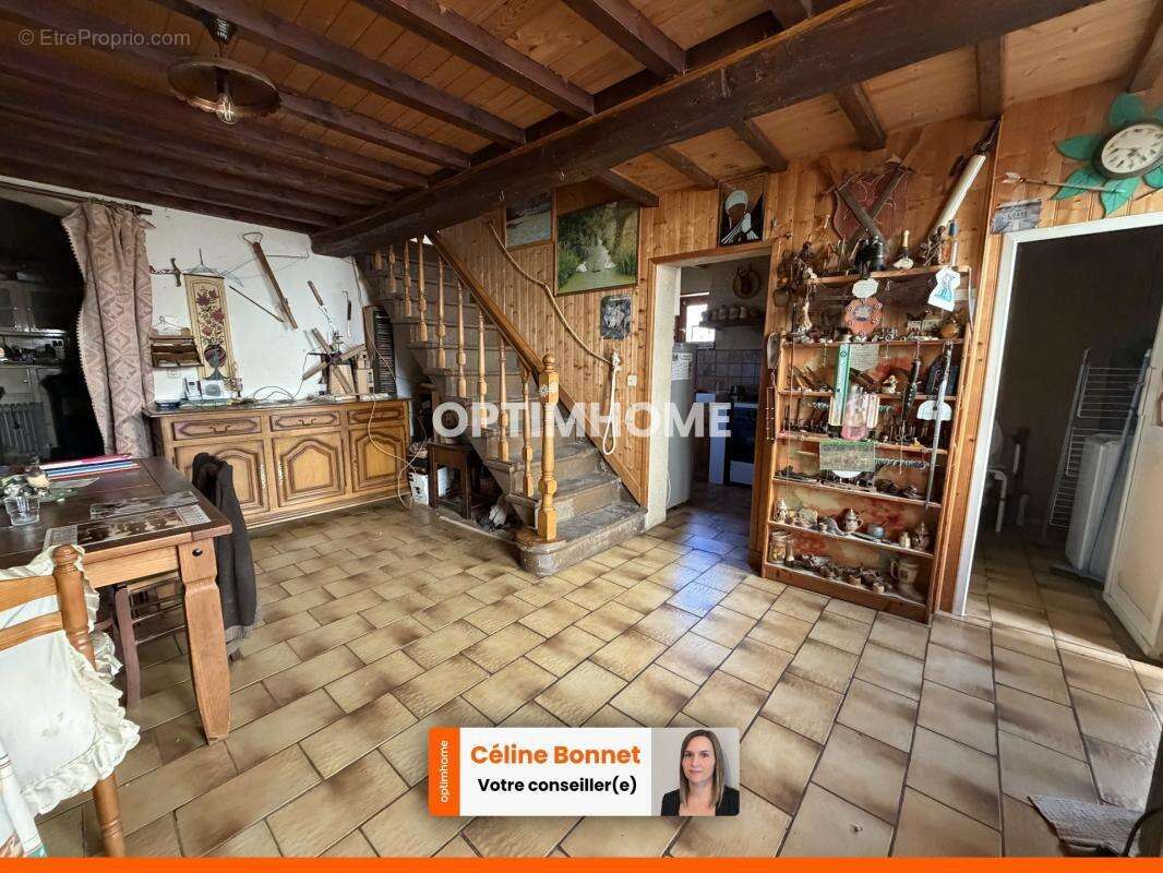 Grande maison de village à rénover - photo 4