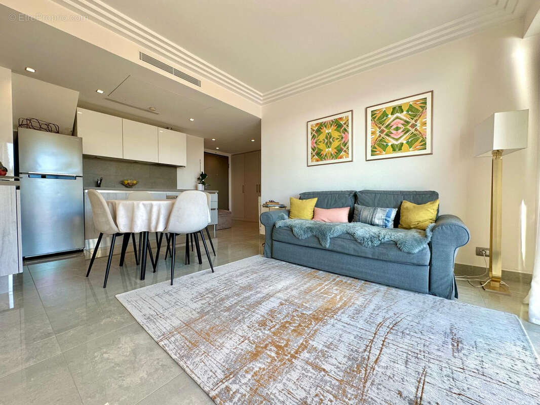 Appartement à ROQUEBRUNE-CAP-MARTIN