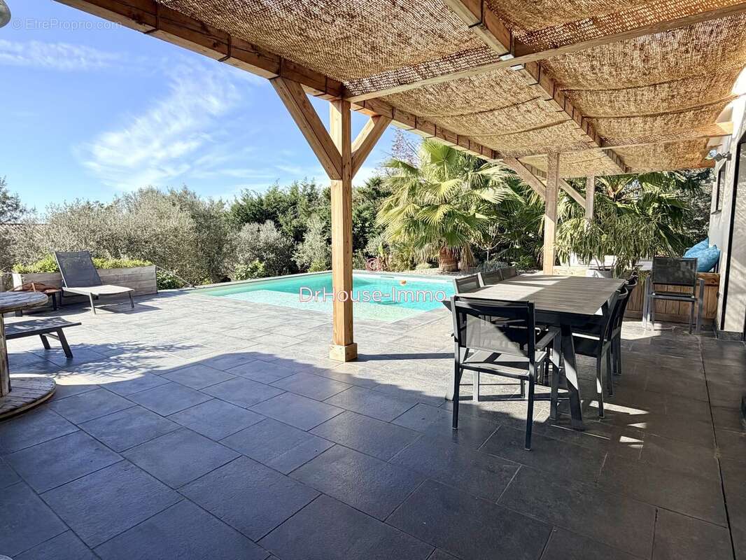 Maison à LORGUES