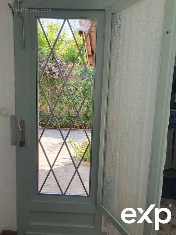 Maison à SAINT-MAUR-DES-FOSSES