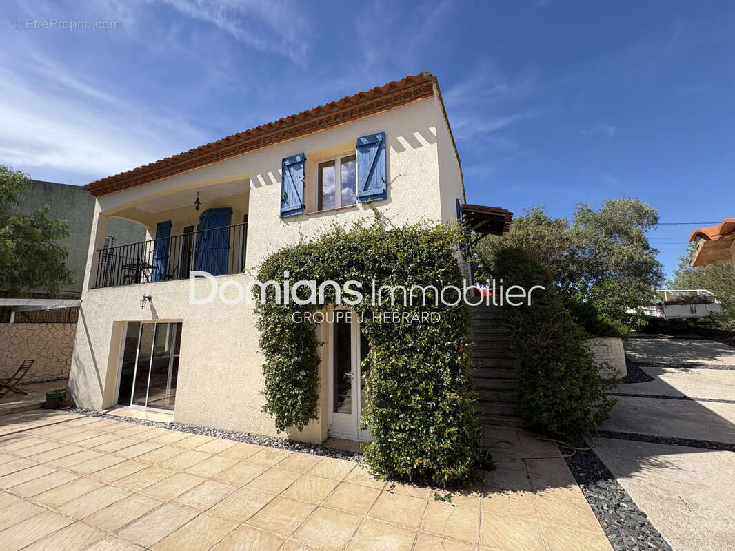 Maison à CORBERE