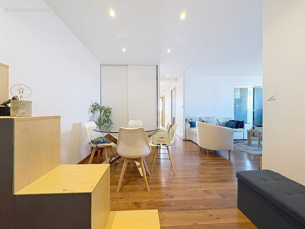 Appartement à CHEVILLY-LARUE