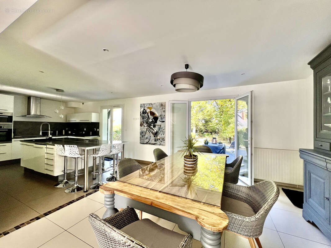 Maison à MARCOUSSIS