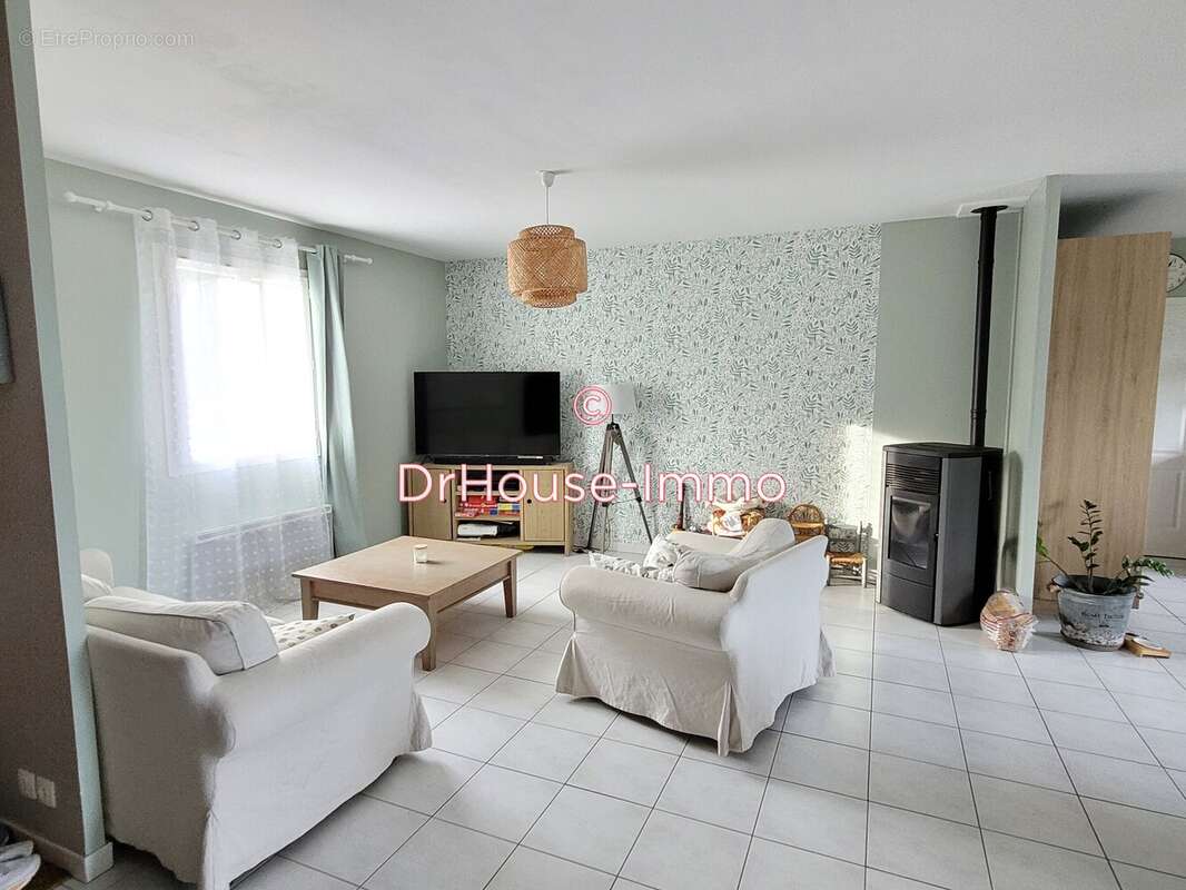 Maison à SAINTE-CATHERINE-DE-FIERBOIS