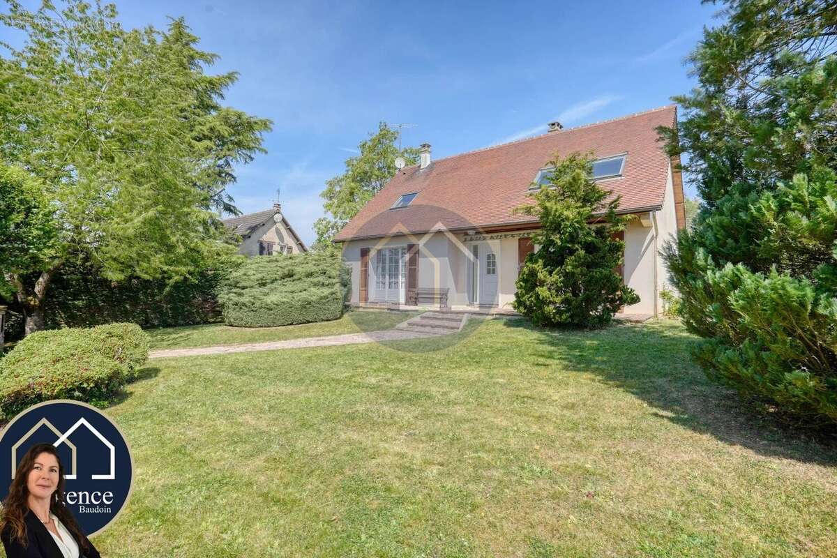 Maison à LA BOISSIERE-ECOLE