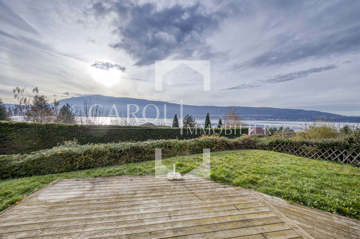 Maison à VEYRIER-DU-LAC