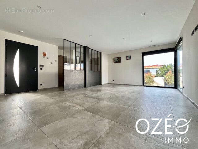 Maison à VILLELONGUE-DE-LA-SALANQUE