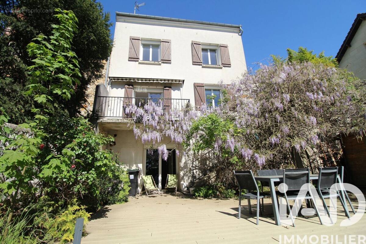 Photo 1 - Maison à CORMEILLES-EN-PARISIS