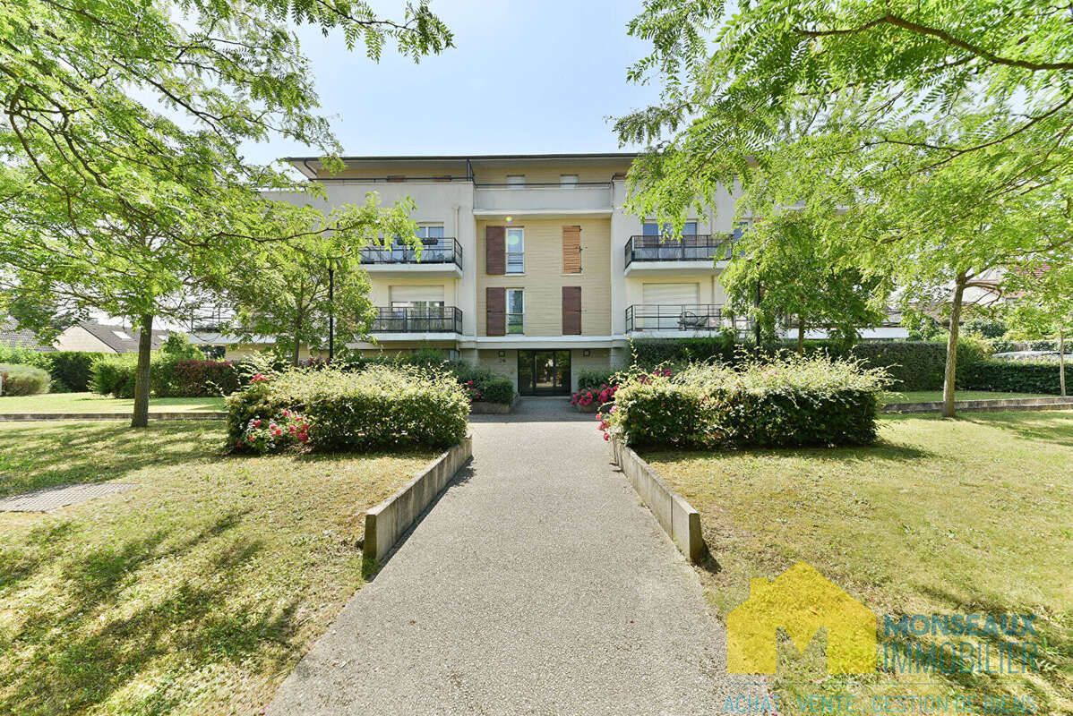 Appartement à EPINAY-SUR-ORGE