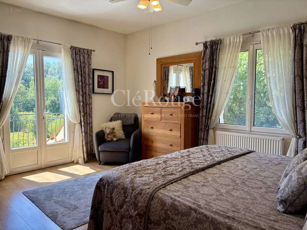 Proche de Tombebœuf – Belle maison lumineuse de 3 chambres avec piscine dans un cadre privilégié - photo 9