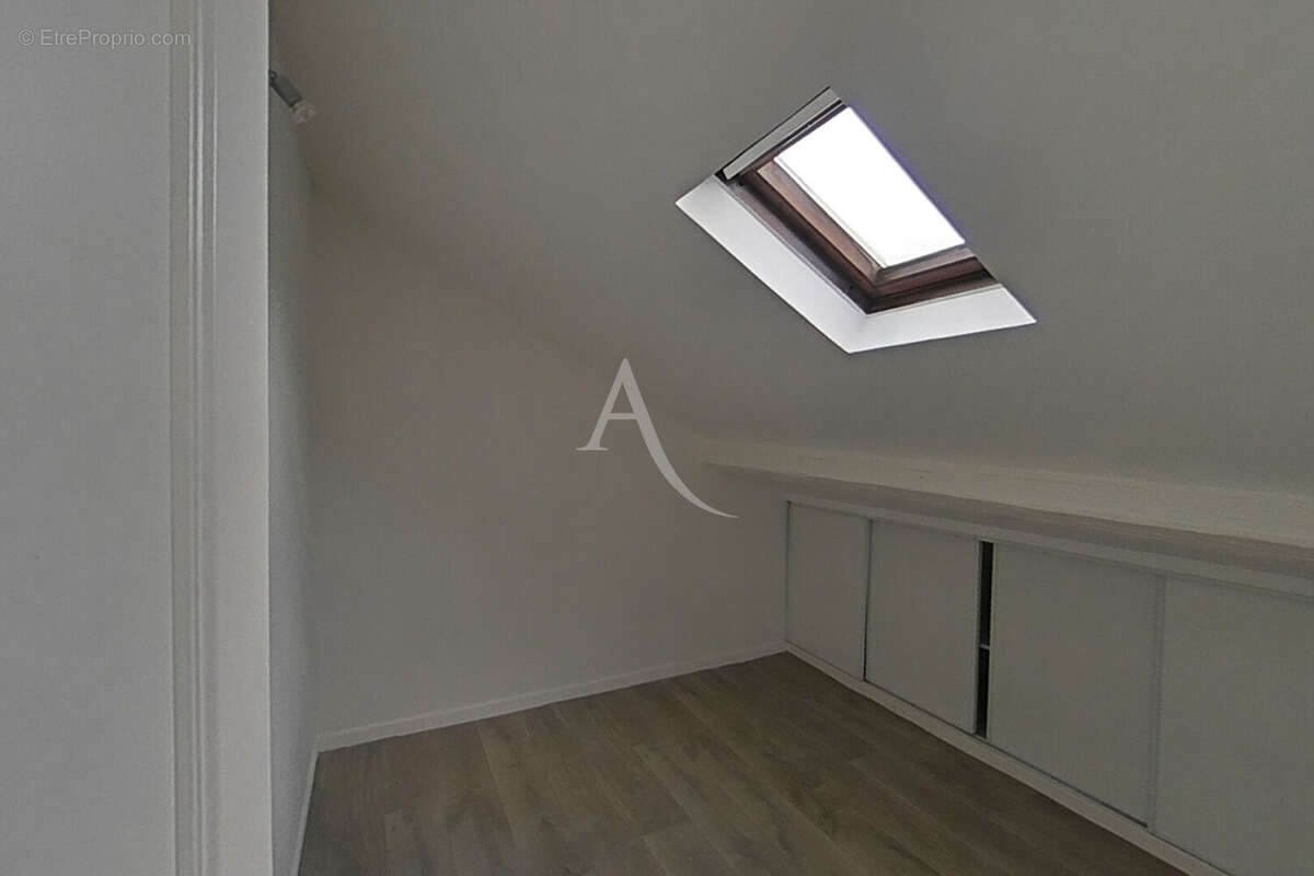 Maison à CHAMPS-SUR-MARNE