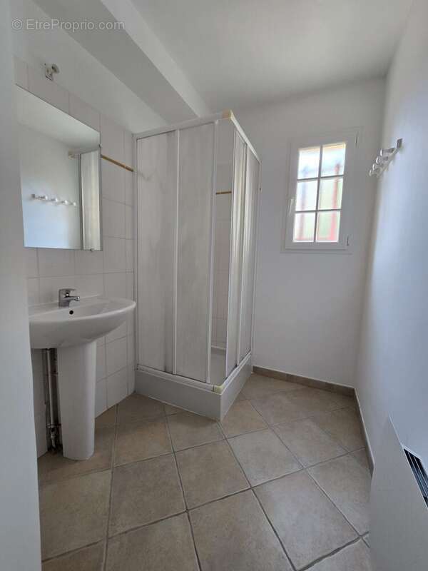 Maison à ARNIERES-SUR-ITON