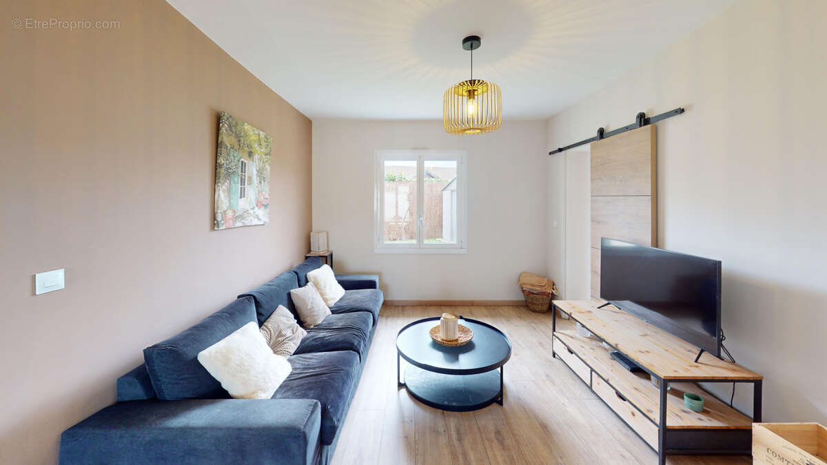 Maison à VILLENAVE-D'ORNON