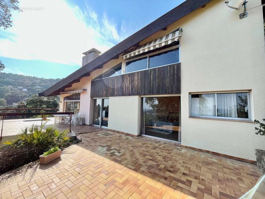 Maison à CAVALAIRE-SUR-MER