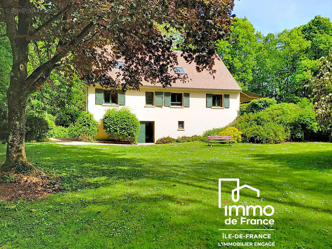 À 5 minutes de Chartres - Propriété familiale d'exception avec piscine chauffée et parc paysagé - photo 22