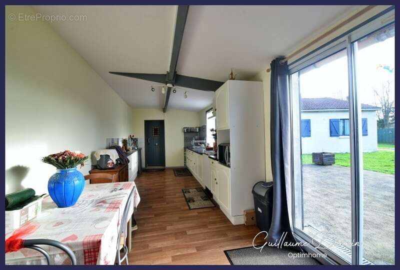 Maison à vendre 6 pièces de 139m² avec 4 chambres + Jardin ≈1000m² à Marigny-Brisay (86380) - photo 4