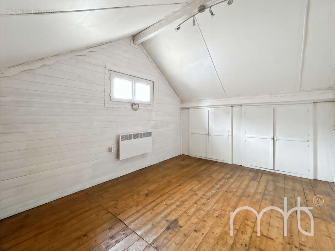 Maison à BOIS-COLOMBES