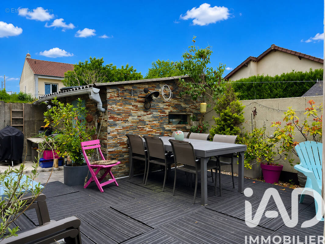 Photo 1 - Maison à MONTFERMEIL