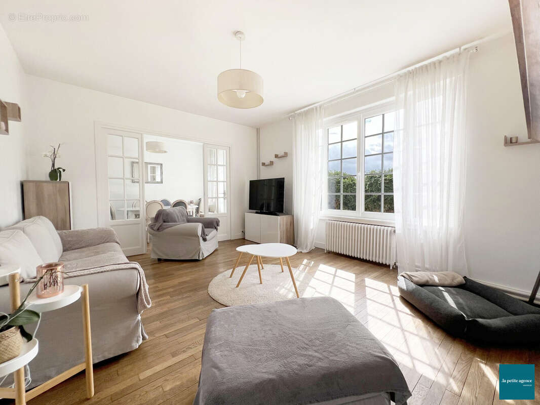 Maison à SAINT-SYLVAIN