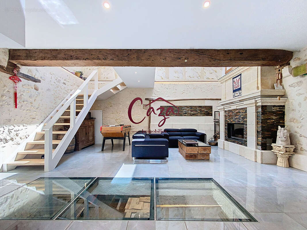 Maison à CAMBLANES-ET-MEYNAC