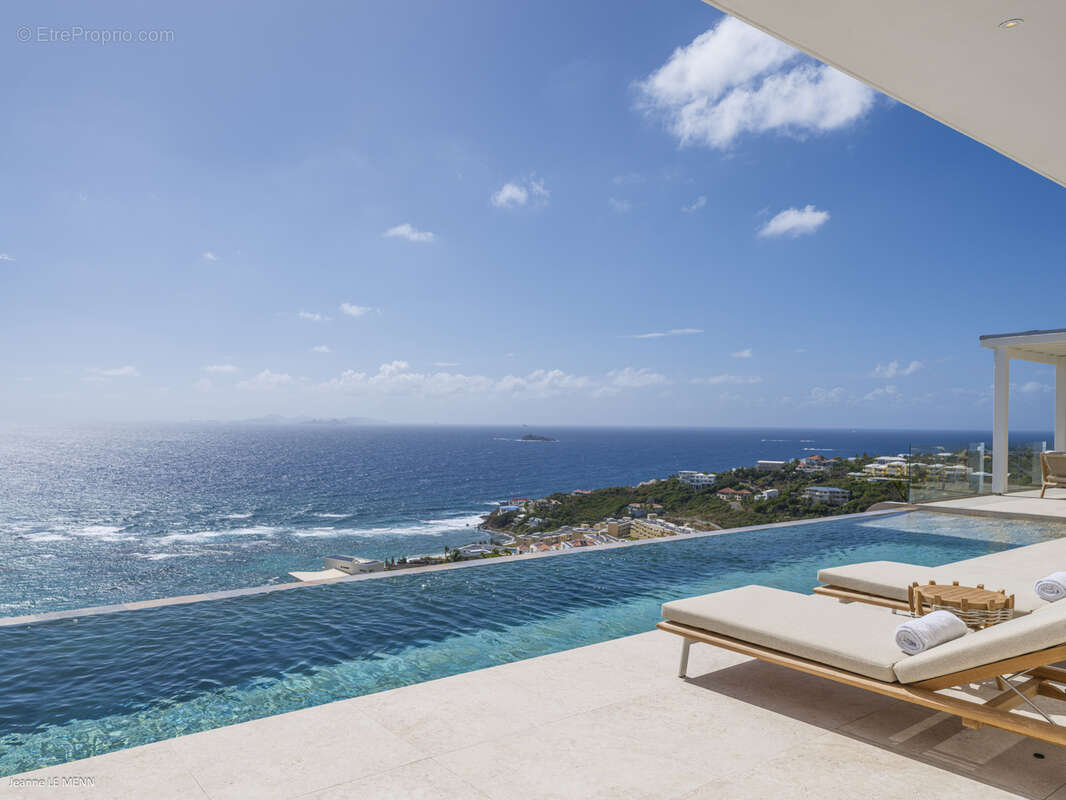 villa 3 chambres Oysrer pound superbe vue mer et St Barth - photo 3
