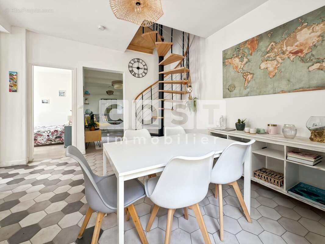 Maison à COLOMBES