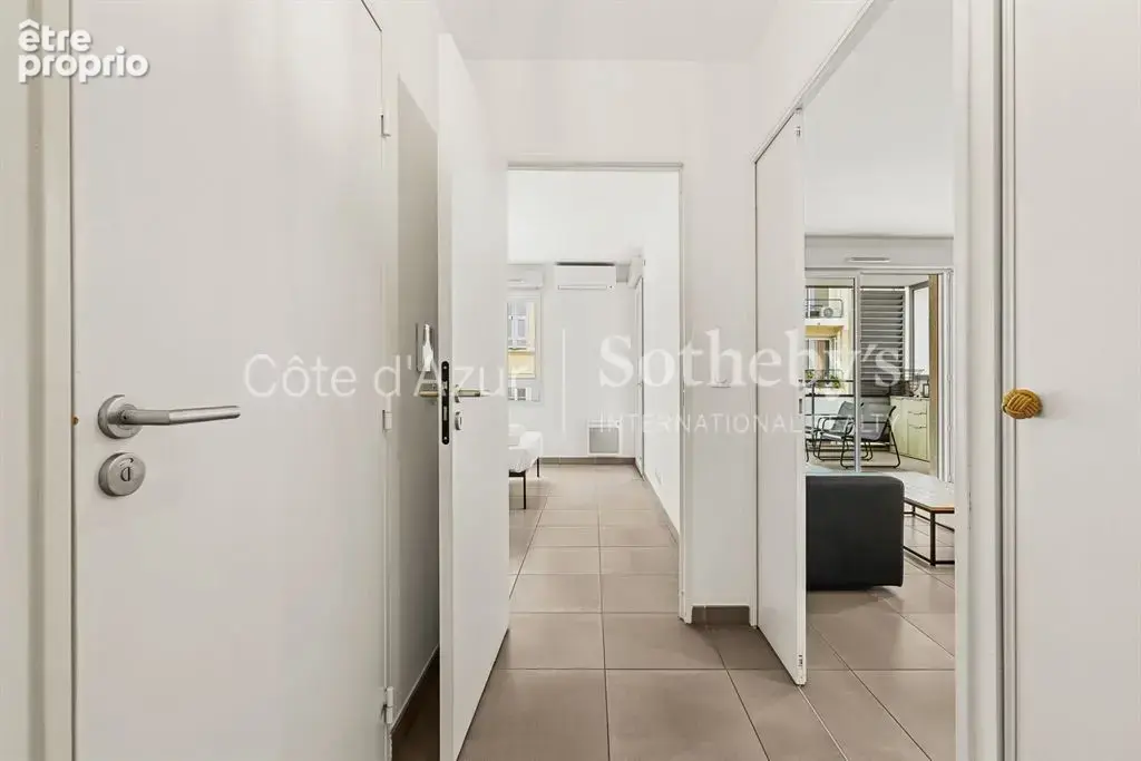 Nice quartier du Port, appartement avec grande terrasse rue Papon - photo 12