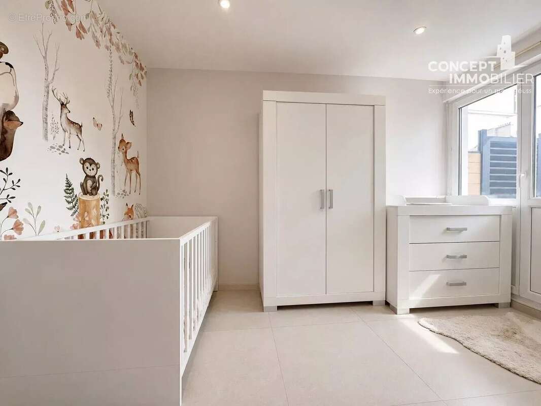 FLORANGE – Appartement F3 avec terrasse, parking privatif et cave - photo 9