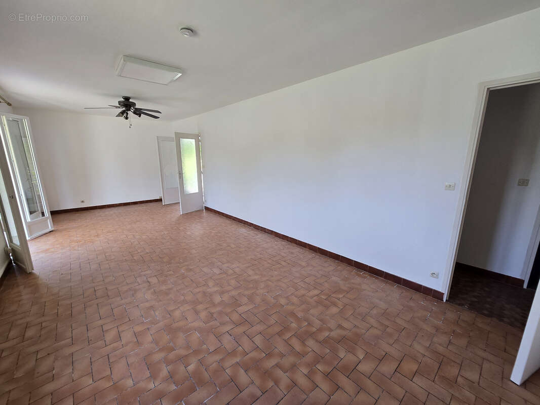 Maison à MONTRICHARD