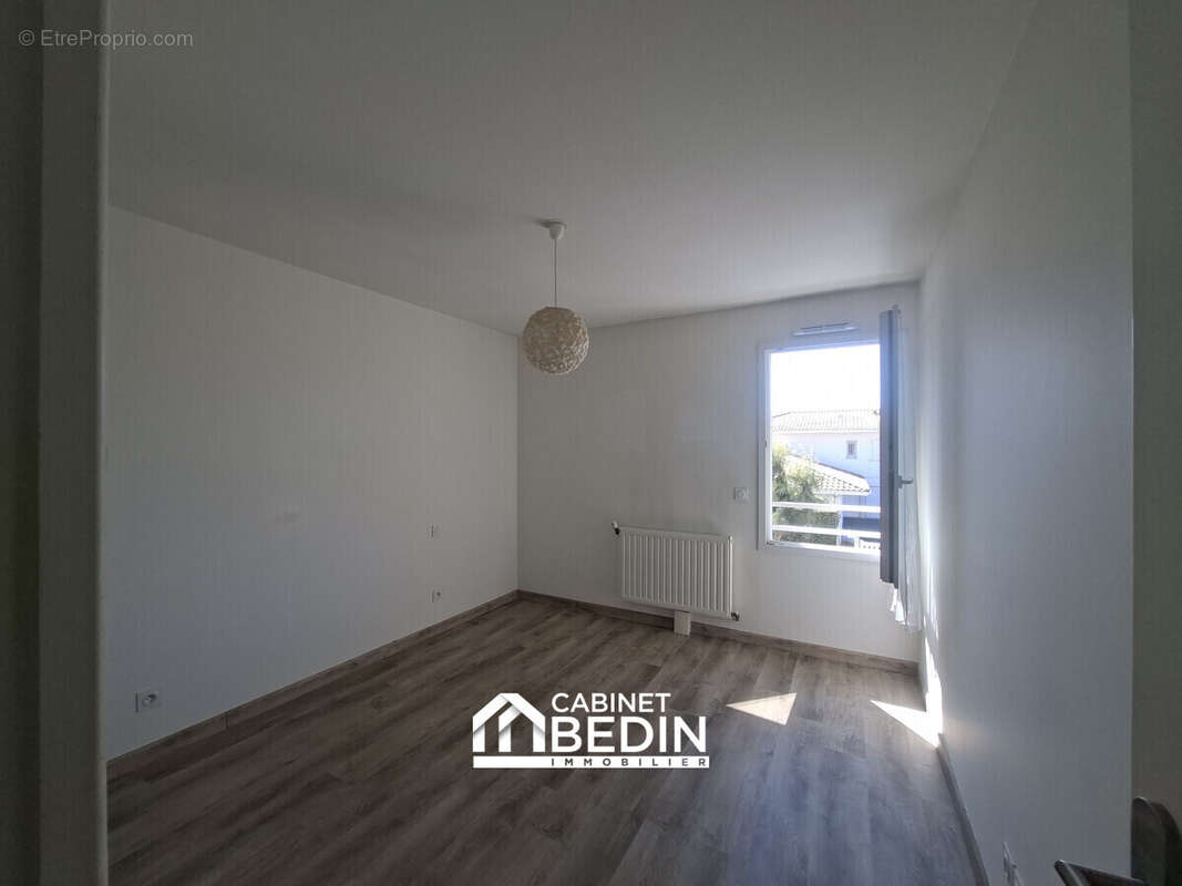 Appartement 67 m² à Ares  - photo 6