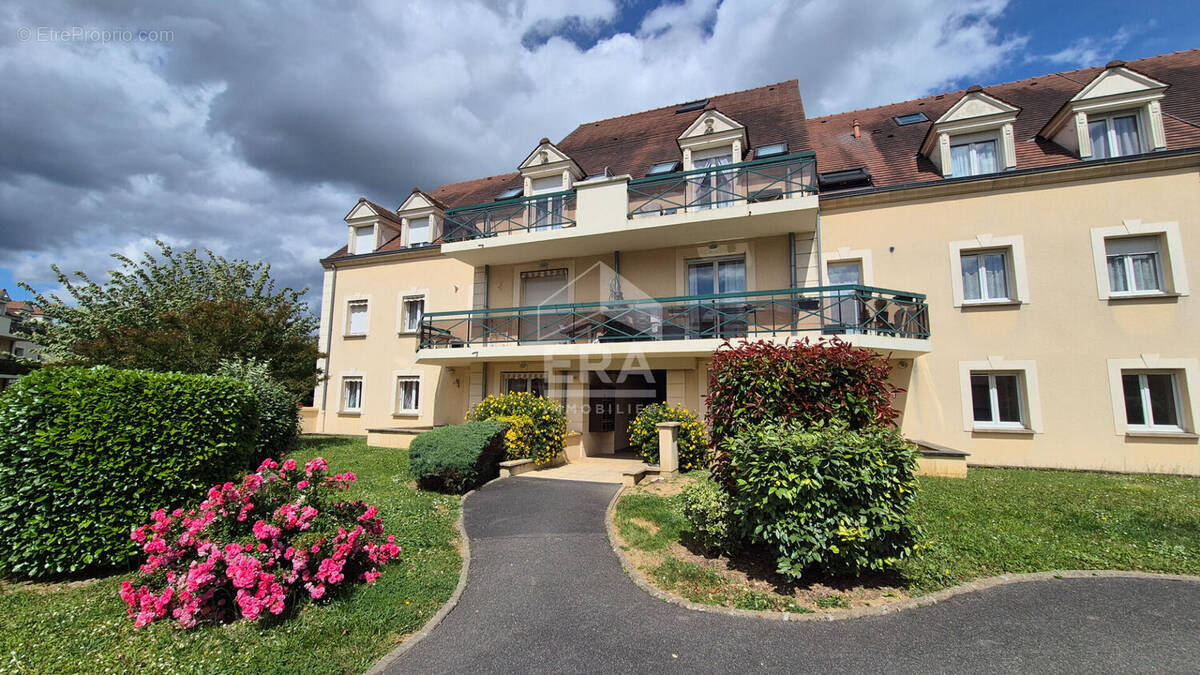 Appartement à BRIE-COMTE-ROBERT