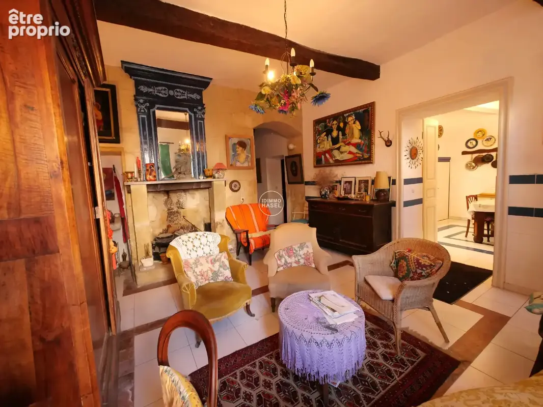 Pomérols, maison de caractère début 18ième avec pierre de taille, grandes cheminées et belle hauteur sous plaf - photo 5