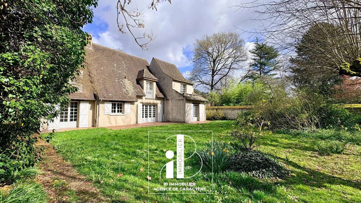 Maison à BOURRON-MARLOTTE